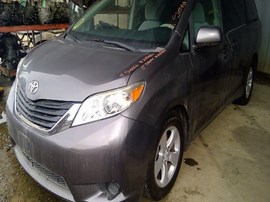 2011 TOYOTA SIENNA, GRAY, LE, 3.2L, AT. FWD.  Z25957